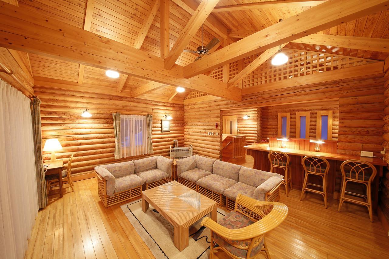 Log Hotel Larch Lake Kanayama Minamifurano Quarto foto